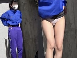 テニス部女子が外で着替えてパンツ丸見えな姿を盗撮される